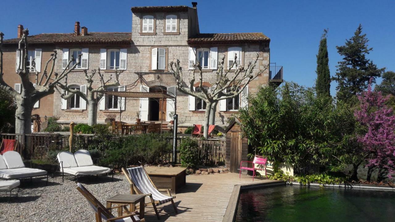 Bed And Breakfast La Grande Lauzade Le Luc Luaran gambar